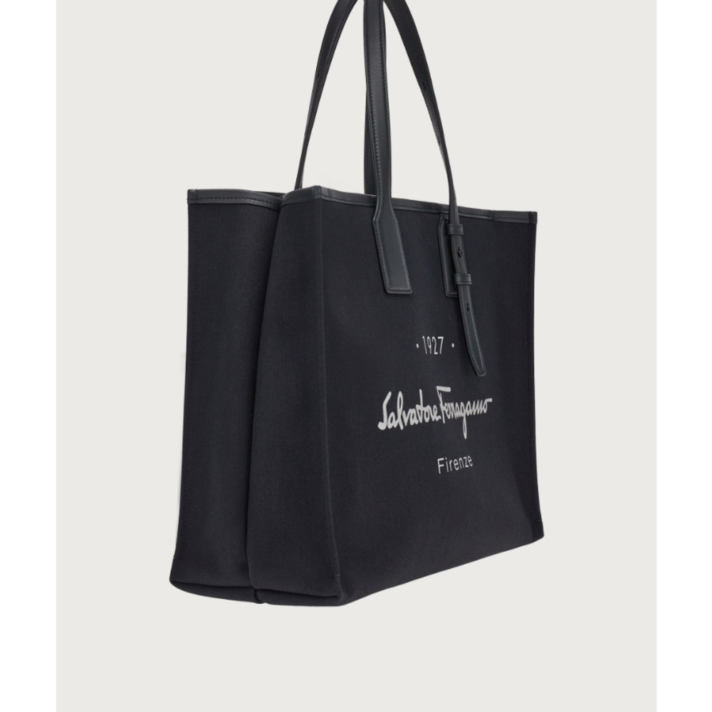 Salvatore Ferragamo Black Tote Bag made in Italy with dust bag - Picture 2 of 16